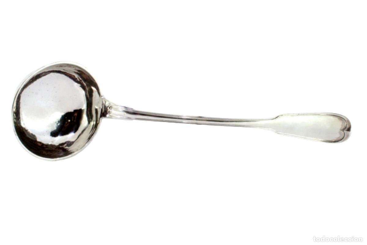 Antig&uuml;edades: Cuchar&oacute;n de sopa de plata - Foto 1