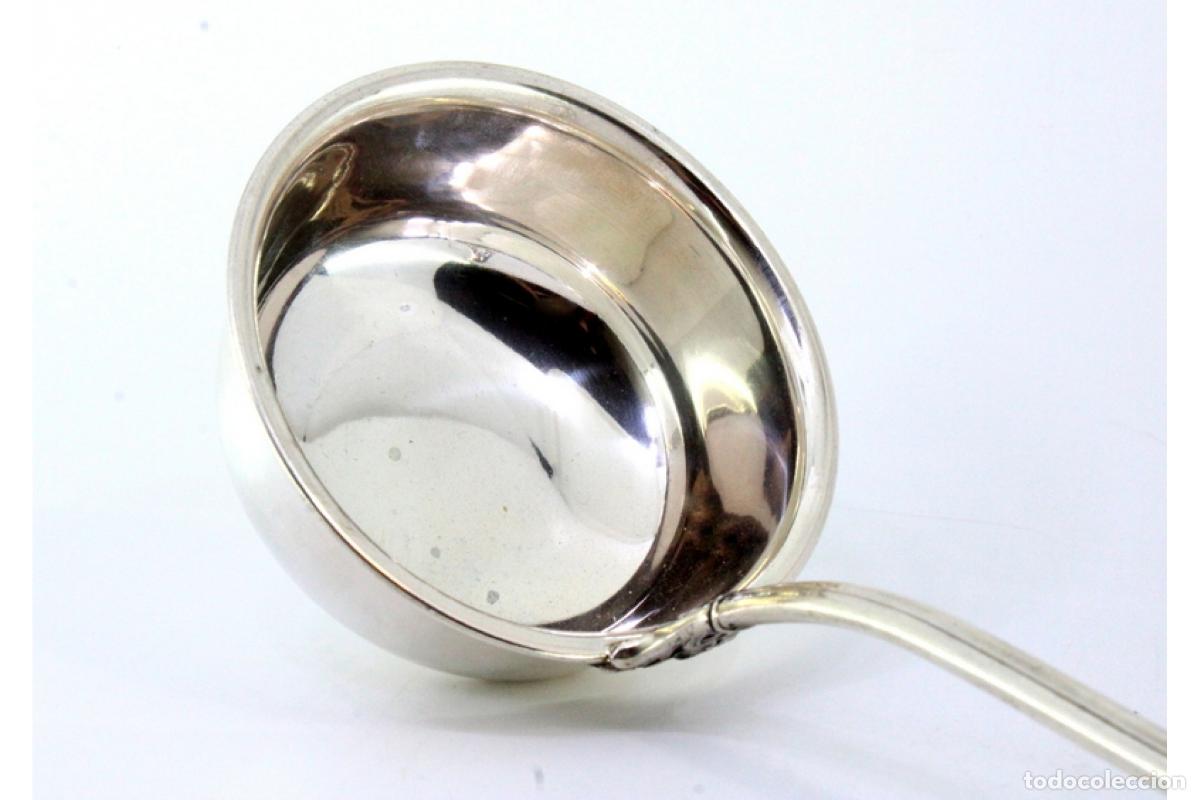 Antig&uuml;edades: Cuchar&oacute;n de sopa de plata - Foto 3