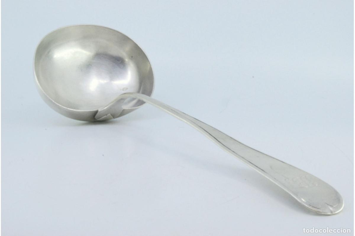 Antig&uuml;edades: Cuchar&oacute;n de sopa de plata - Foto 2