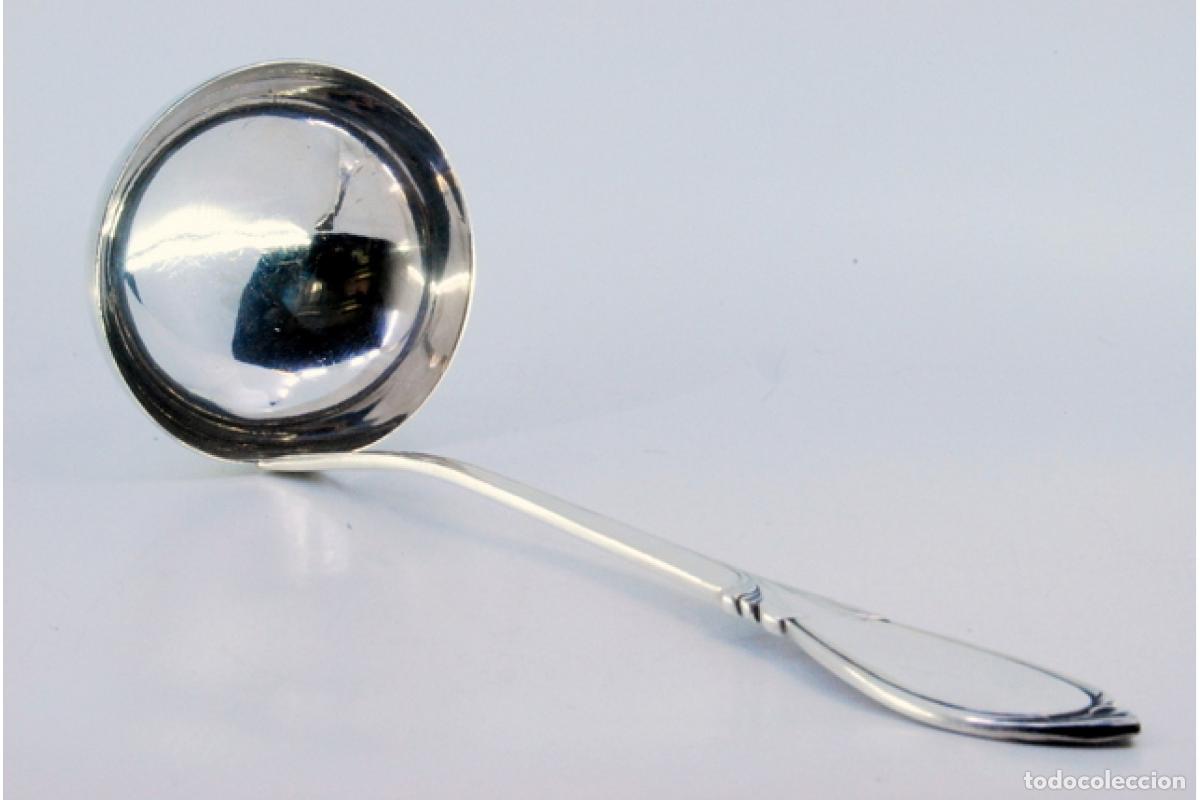 Antig&uuml;edades: Cuchar&oacute;n de sopa de plata - Foto 2