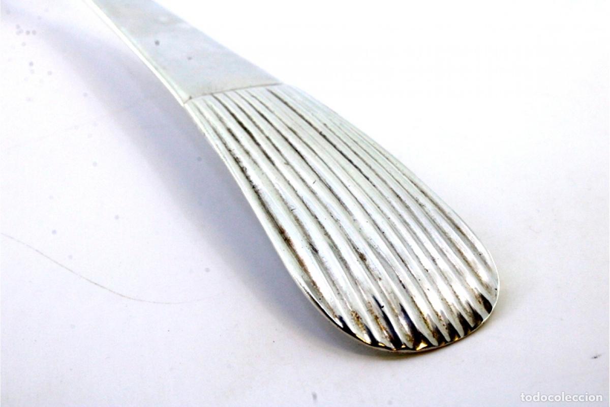 Antig&uuml;edades: Cuchar&oacute;n de sopa de plata - Foto 2