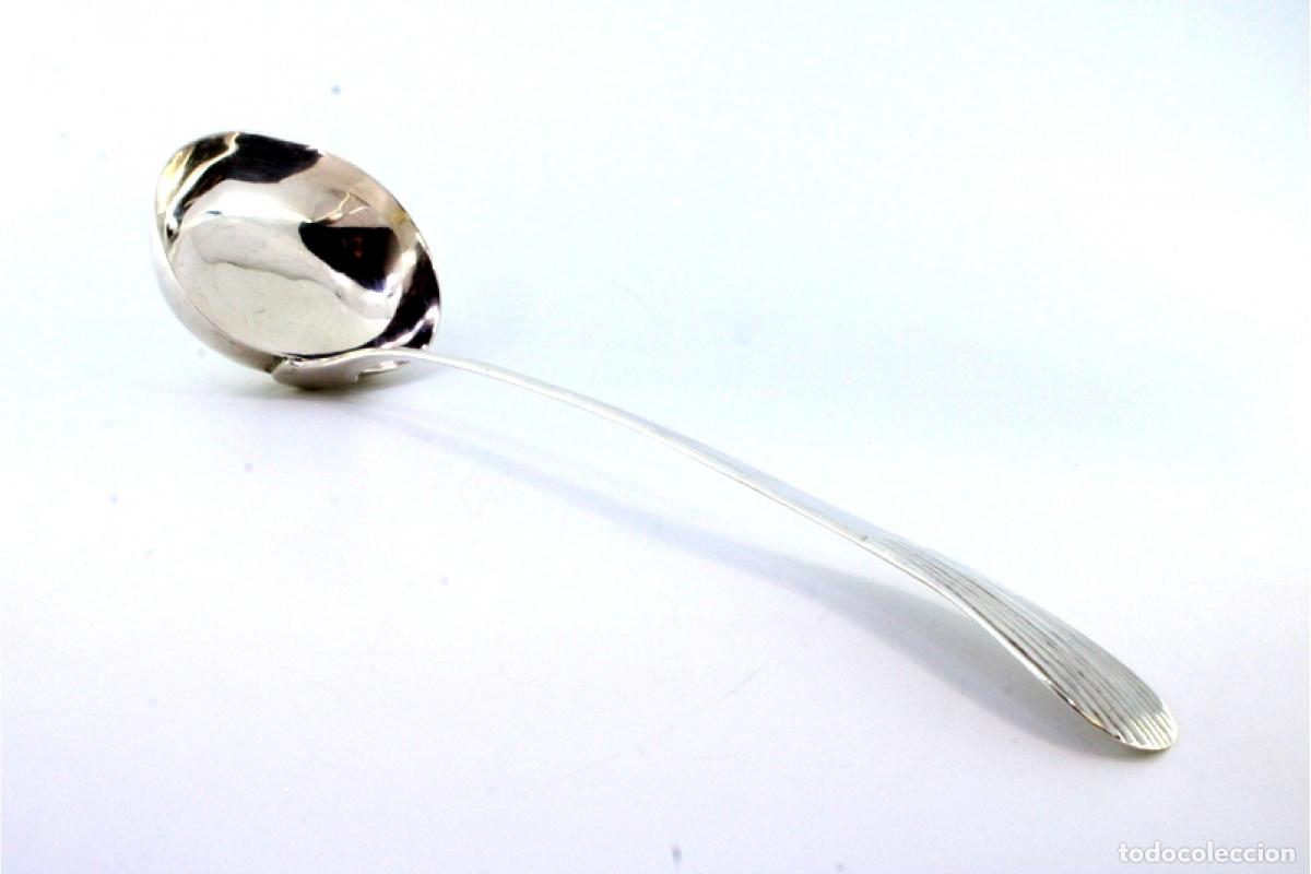 Antig&uuml;edades: Cuchar&oacute;n de sopa de plata - Foto 4