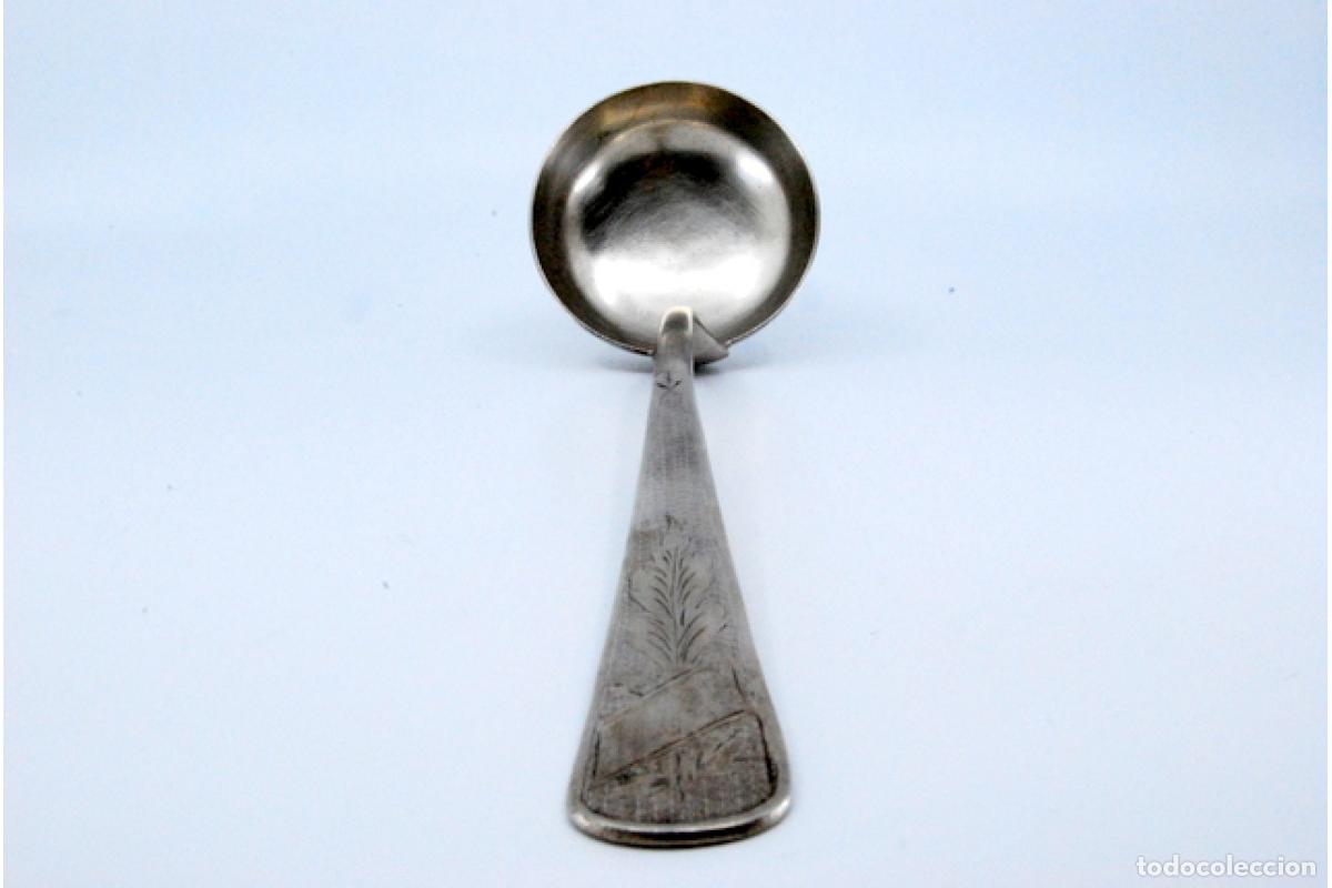 Antig&uuml;edades: Cuchar&oacute;n de sopa de plata - Foto 4