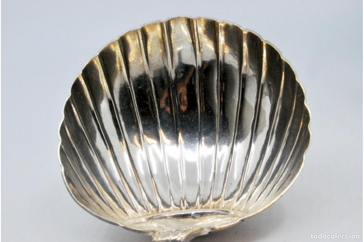 Antig&uuml;edades: Cuchar&oacute;n de sopa de plata - Foto 2