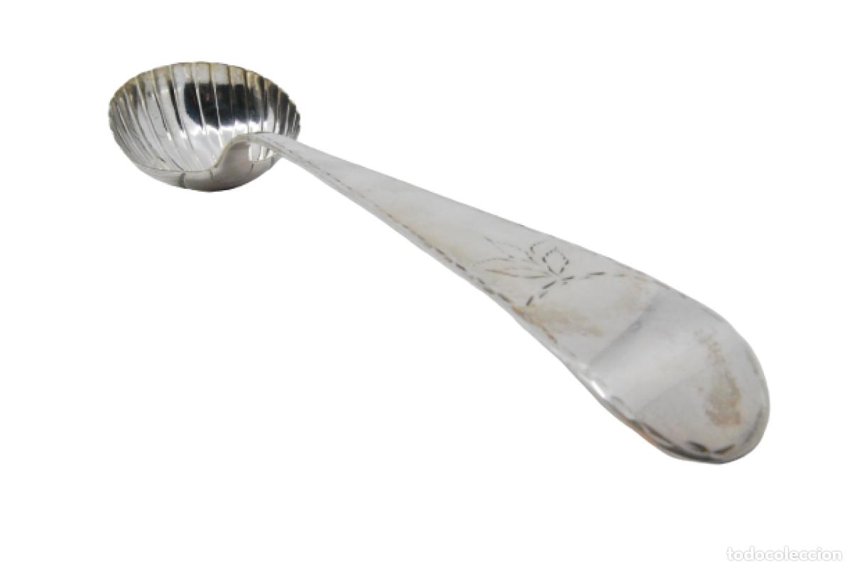 Antig&uuml;edades: Cuchar&oacute;n de sopa de plata - Foto 1