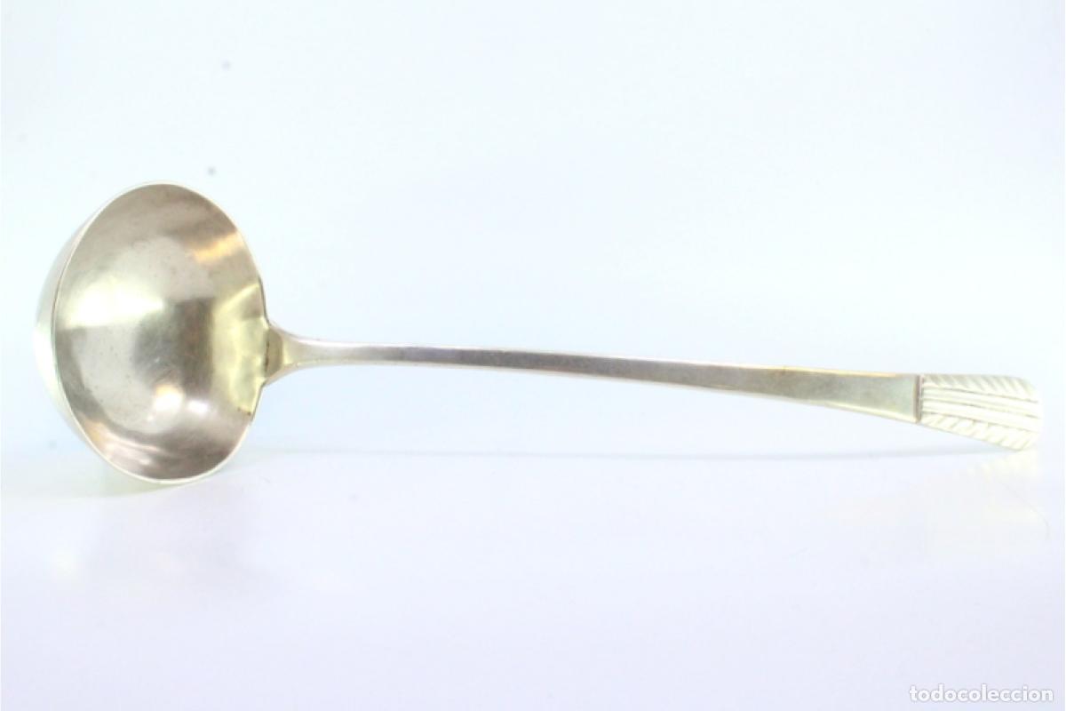 Antig&uuml;edades: Cuchar&oacute;n de sopa de plata - Foto 3