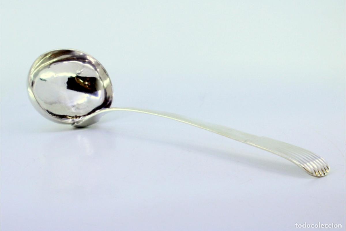 Antig&uuml;edades: Cuchar&oacute;n de sopa de plata - Foto 3