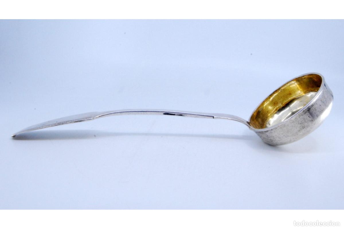 Antig&uuml;edades: Cuchar&oacute;n de sopa de plata - Foto 2