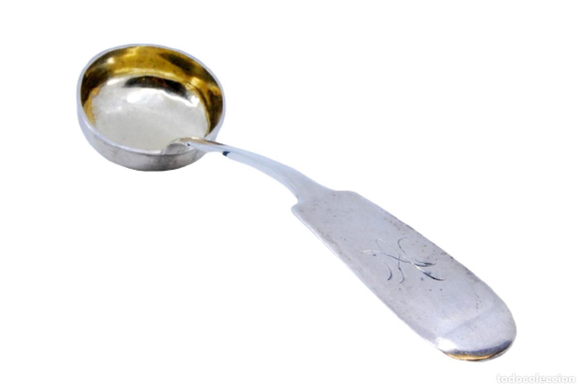Antig&uuml;edades: Cuchar&oacute;n de sopa de plata - Foto 1