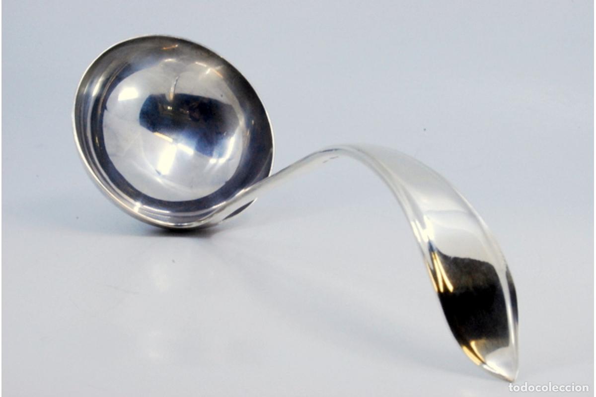 Antig&uuml;edades: Cuchar&oacute;n de sopa de plata - Foto 3