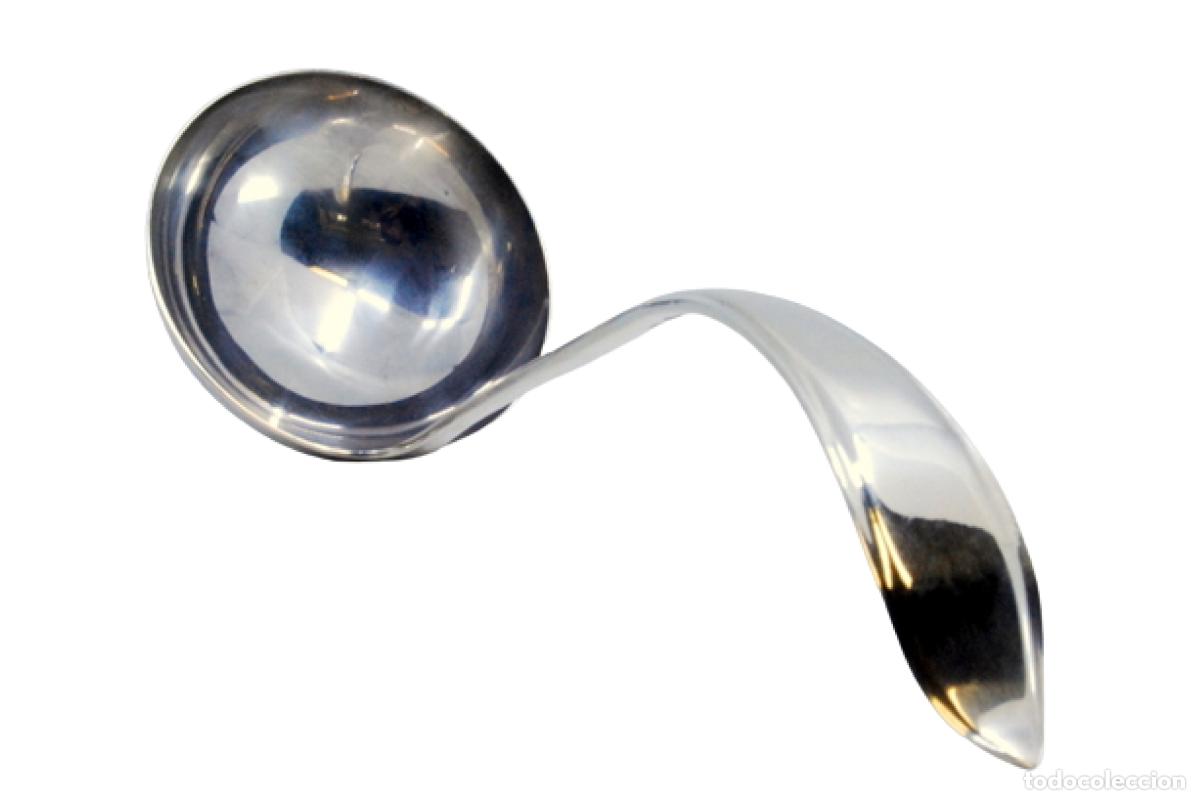Antig&uuml;edades: Cuchar&oacute;n de sopa de plata - Foto 1