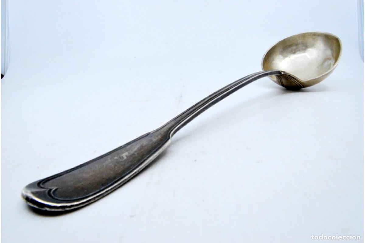 Antig&uuml;edades: Cuchar&oacute;n de sopa de plata - Foto 2