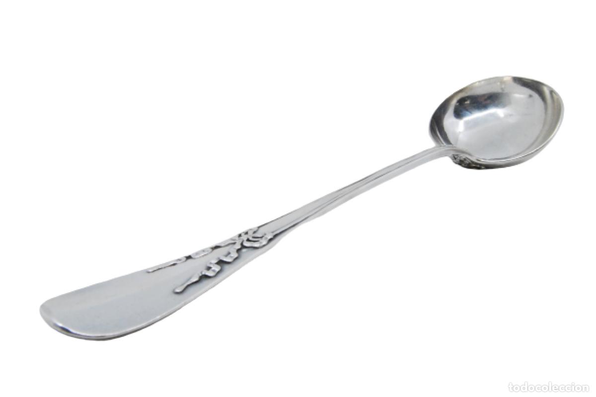 Antig&uuml;edades: Cuchar&oacute;n de sopa de plata - Foto 1