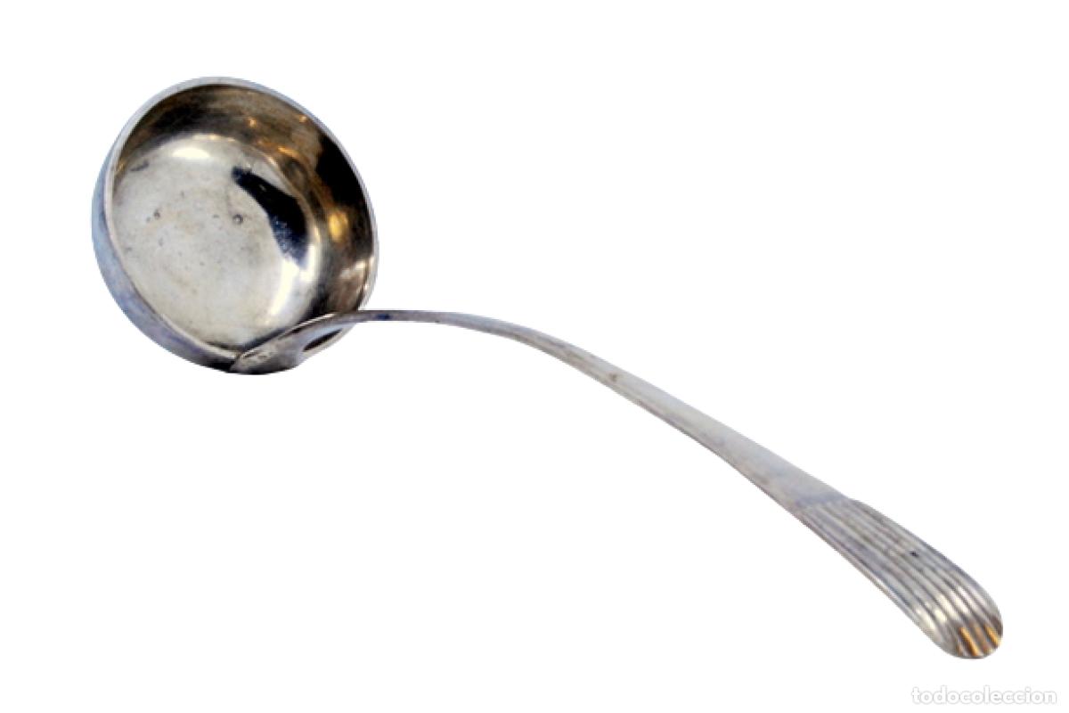 Antig&uuml;edades: Cuchar&oacute;n de sopa de plata - Foto 1
