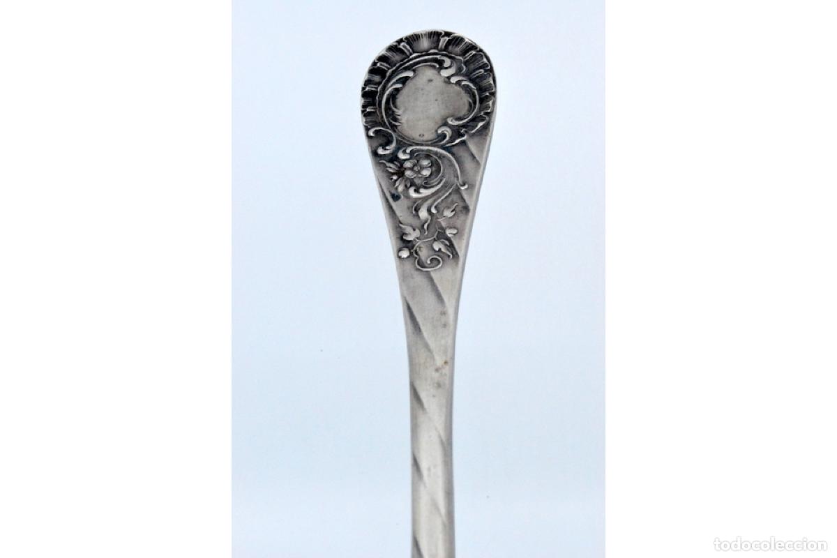 Antig&uuml;edades: Cuchar&oacute;n de sopa de plata - Foto 2