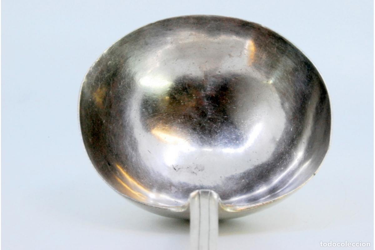 Antig&uuml;edades: Cuchar&oacute;n de sopa de plata - Foto 6
