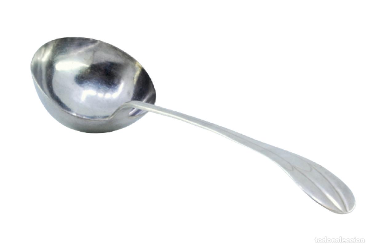 Antig&uuml;edades: Cuchar&oacute;n de sopa de plata - Foto 1