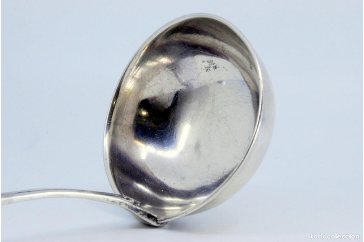 Antig&uuml;edades: Cuchar&oacute;n de sopa de plata - Foto 3
