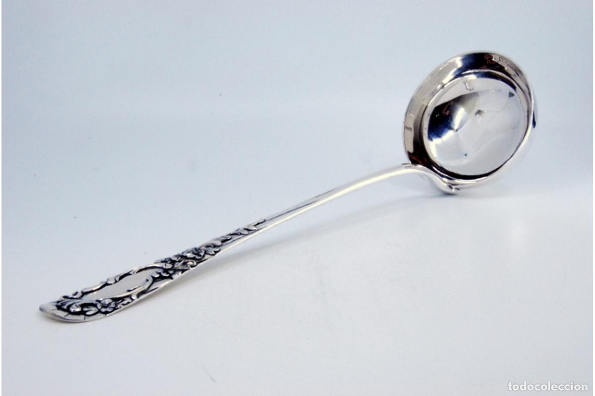 Antig&uuml;edades: Cuchar&oacute;n de sopa de plata - Foto 2