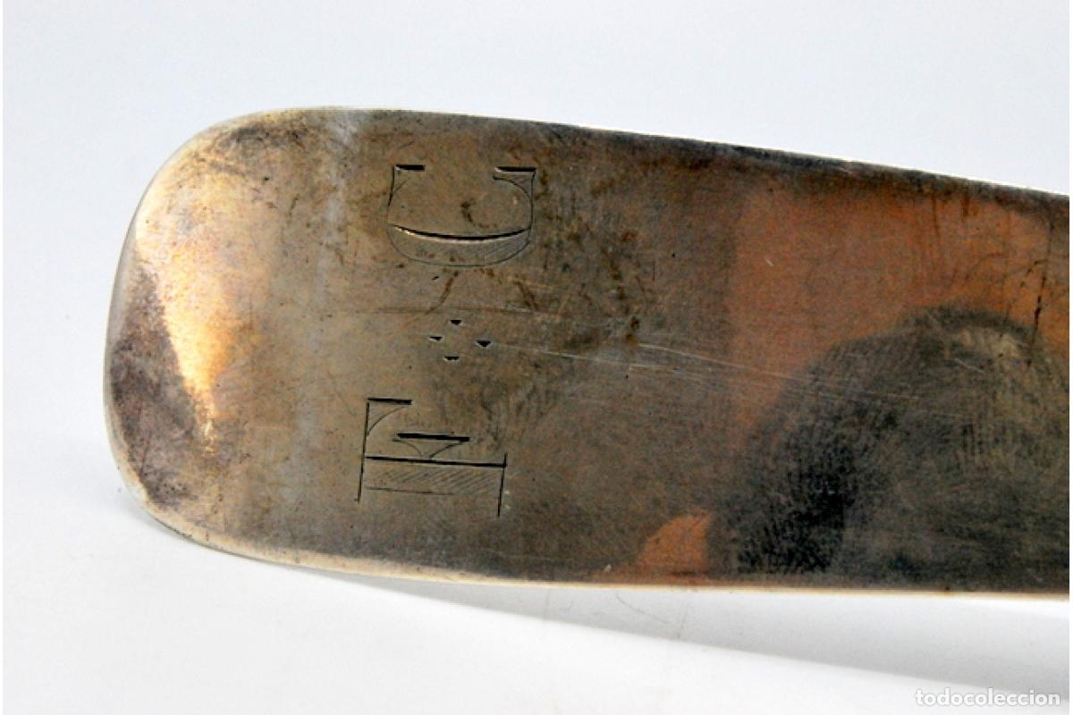 Antig&uuml;edades: Cuchar&oacute;n de sopa de plata - Foto 3