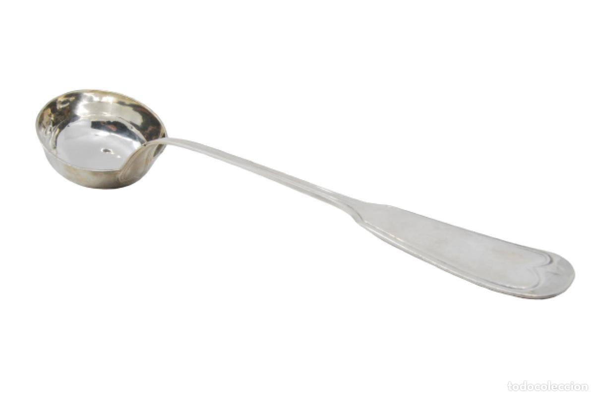 Antig&uuml;edades: Cuchar&oacute;n de sopa de plata - Foto 1