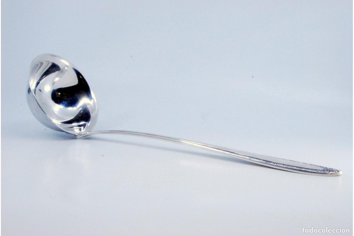 Antig&uuml;edades: Cuchar&oacute;n de sopa de plata - Foto 2