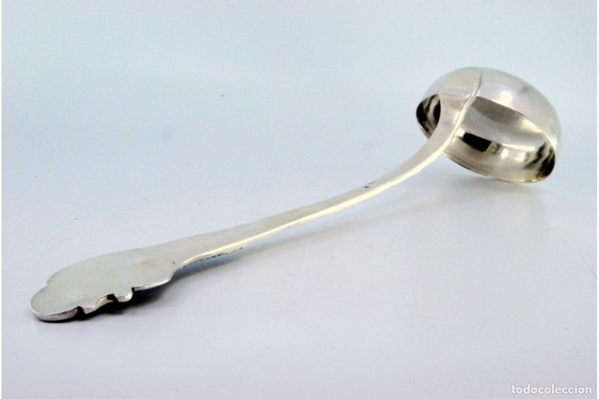 Antig&uuml;edades: Cuchar&oacute;n de sopa de plata - Foto 2