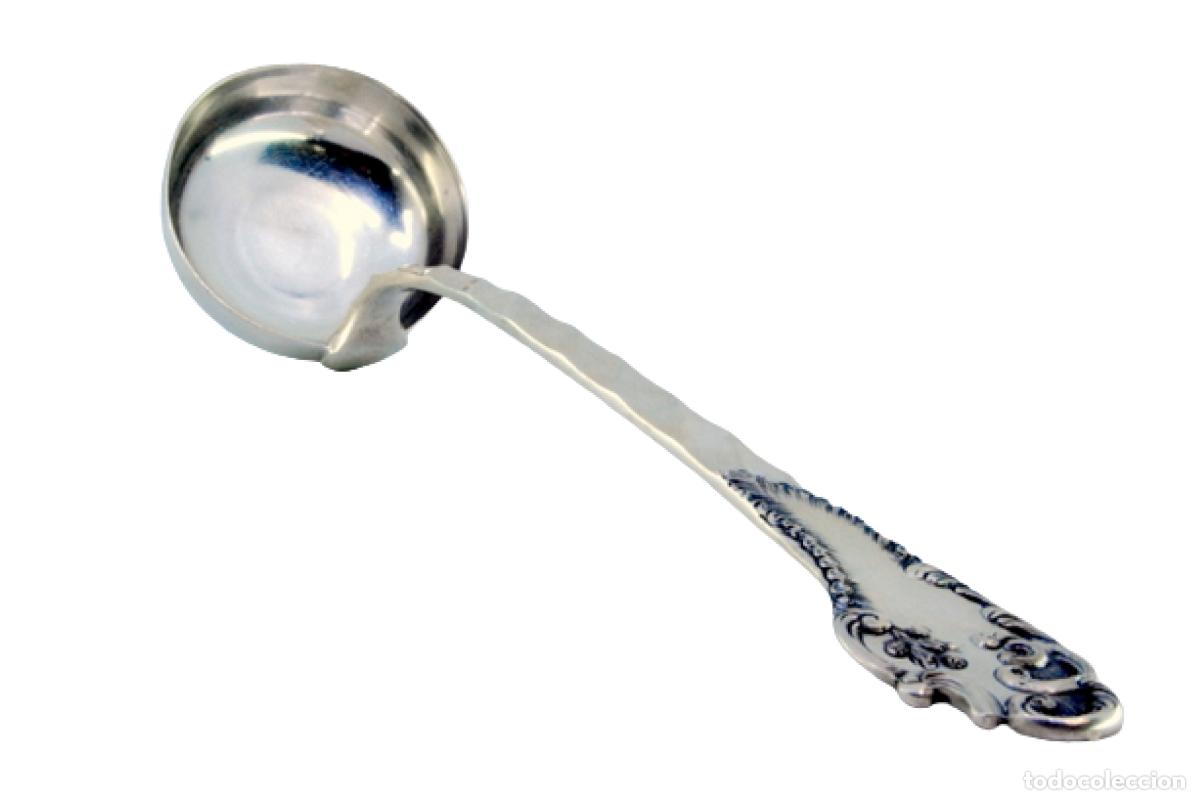 Antig&uuml;edades: Cuchar&oacute;n de sopa de plata - Foto 1