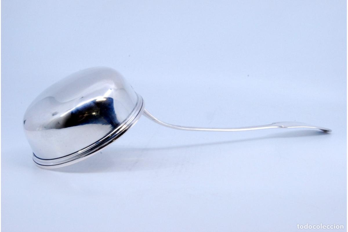 Antig&uuml;edades: Cuchar&oacute;n de sopa de plata - Foto 2