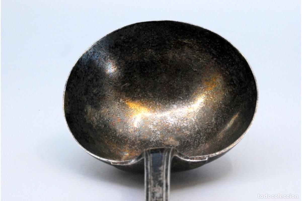Antig&uuml;edades: Cuchar&oacute;n de sopa de plata - Foto 4