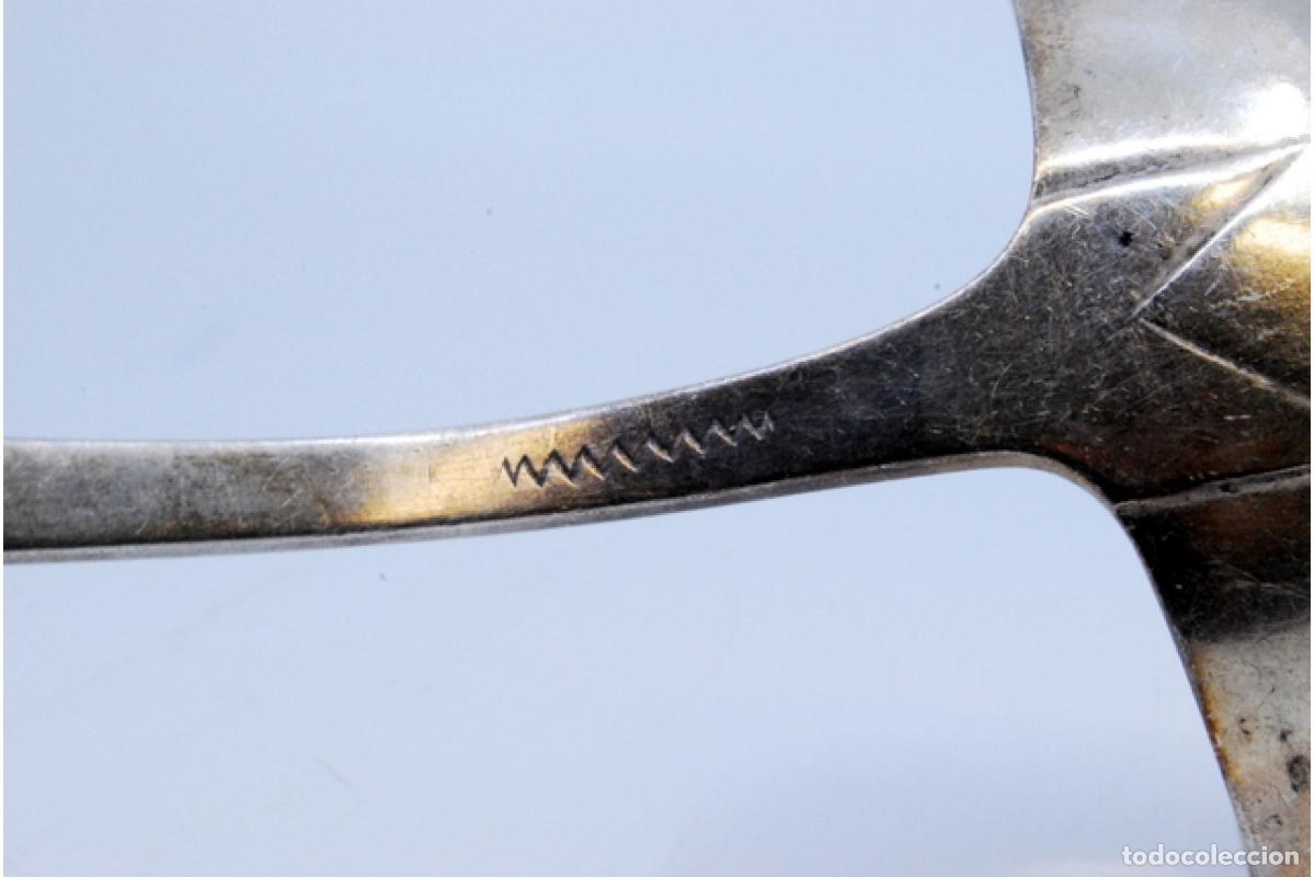 Antig&uuml;edades: Cuchar&oacute;n de sopa de plata - Foto 8