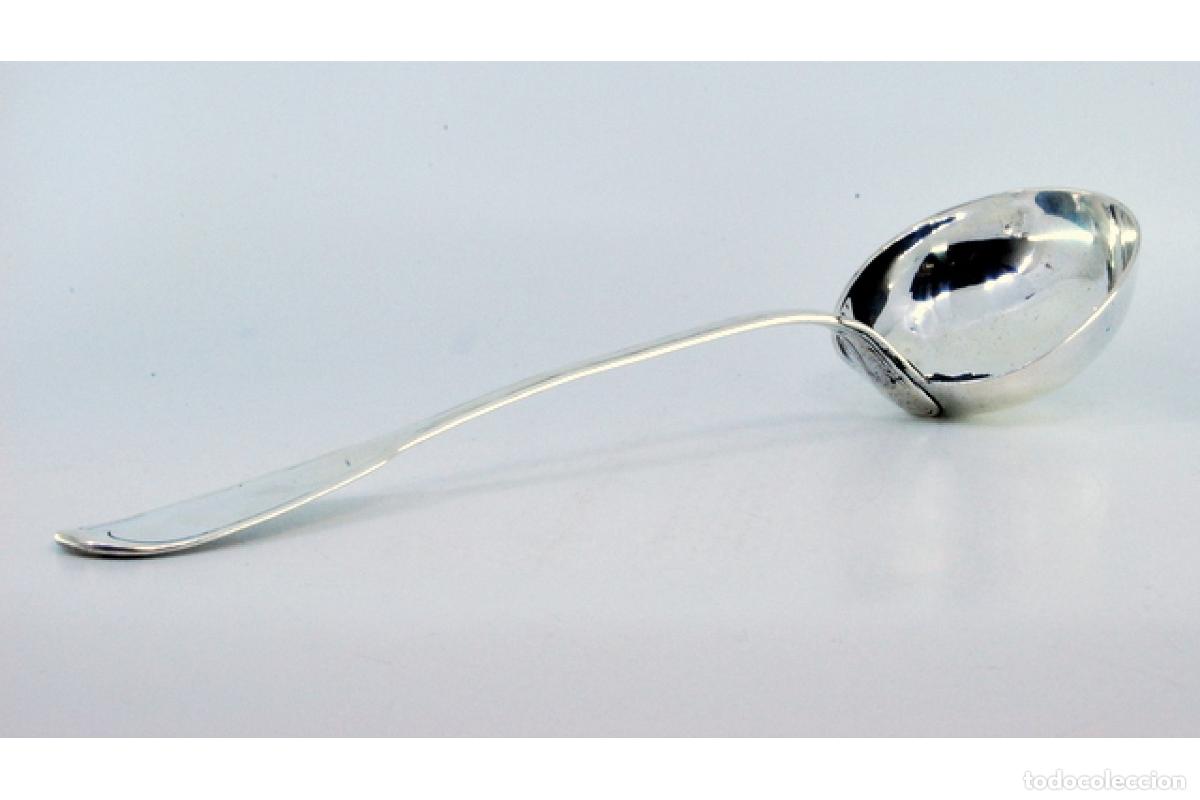 Antig&uuml;edades: Cuchar&oacute;n de sopa de plata - Foto 3
