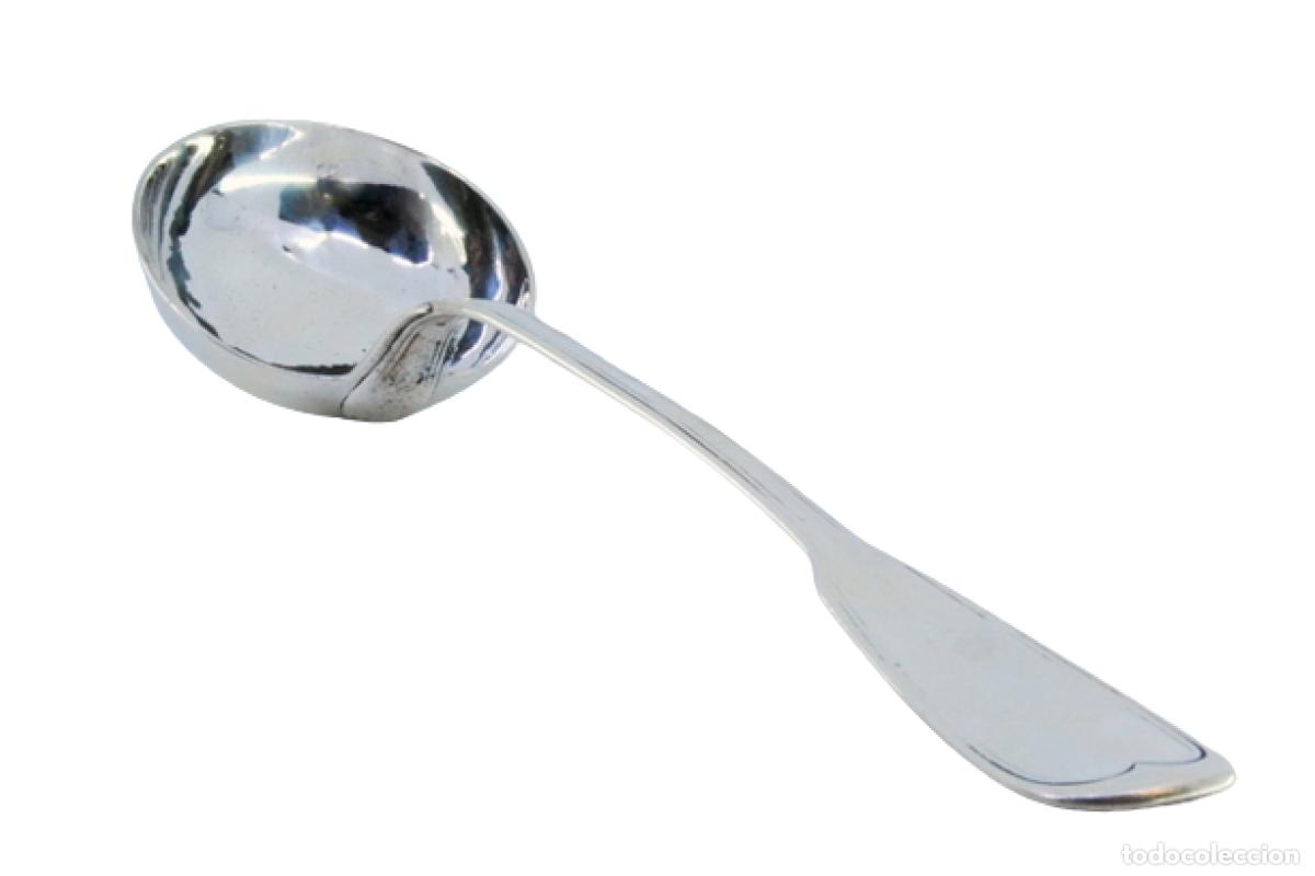Antig&uuml;edades: Cuchar&oacute;n de sopa de plata - Foto 1