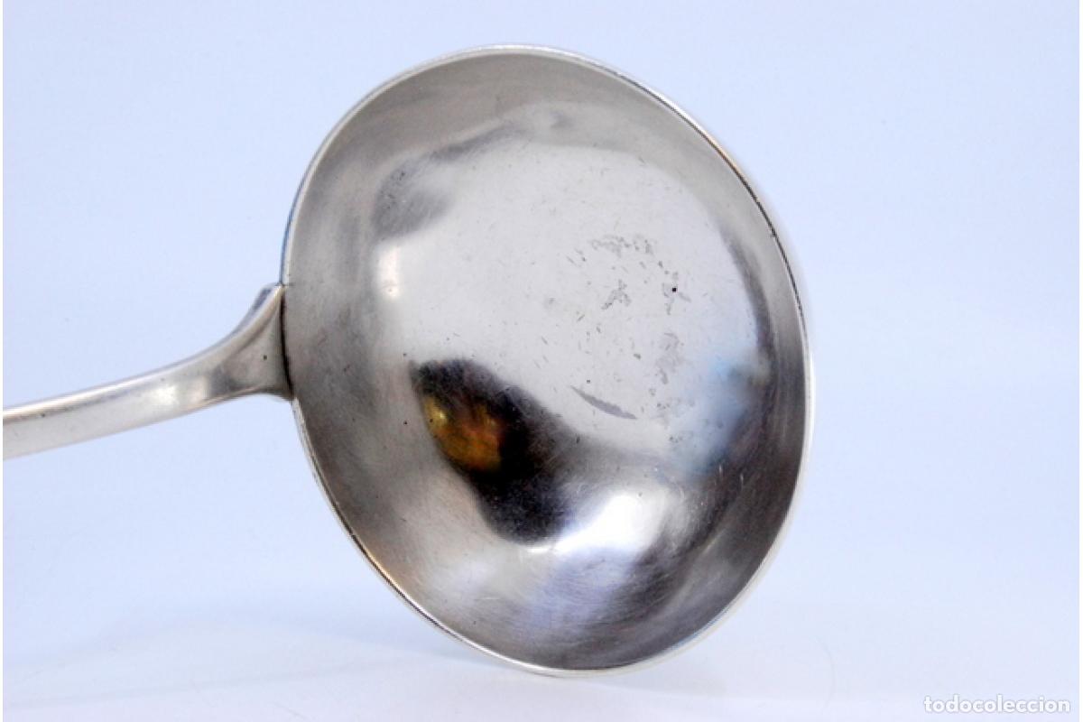 Antig&uuml;edades: Cuchar&oacute;n de sopa de plata - Foto 3