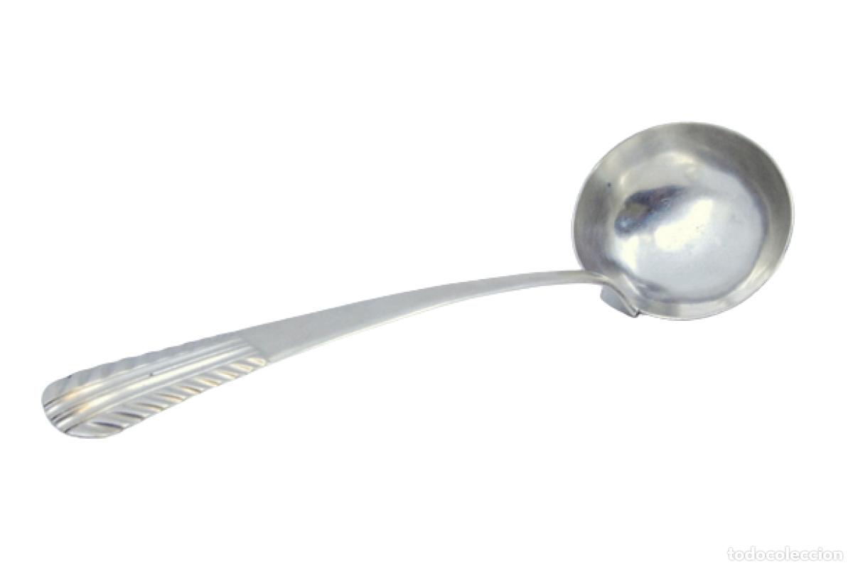 Antig&uuml;edades: Cuchar&oacute;n de sopa de plata - Foto 1