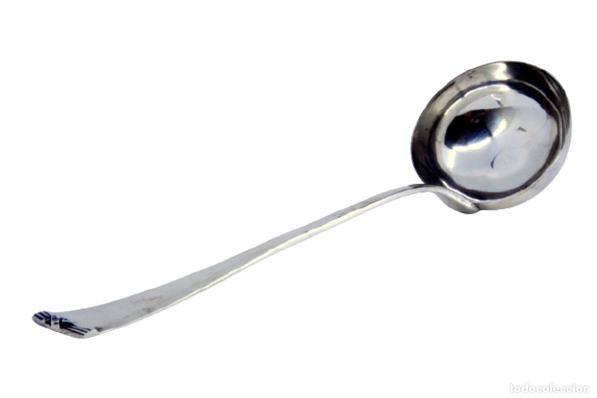 Antig&uuml;edades: Cuchar&oacute;n de sopa de plata - Foto 1
