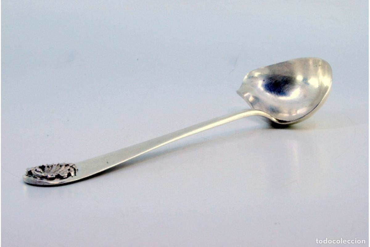 Antig&uuml;edades: cuchara de salsa de plata - Foto 2