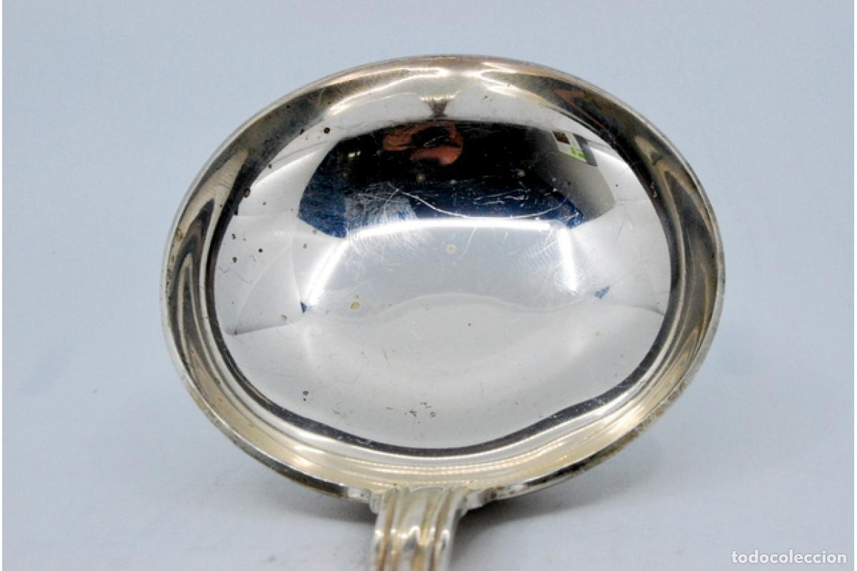 Antig&uuml;edades: Cuchar&oacute;n de sopa de plata - Foto 3