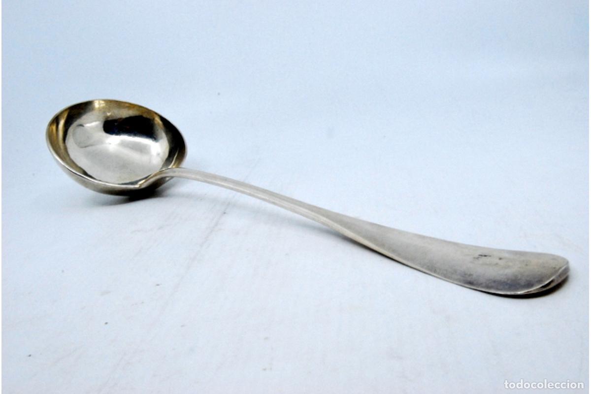 Antig&uuml;edades: Cuchar&oacute;n de sopa de plata - Foto 2