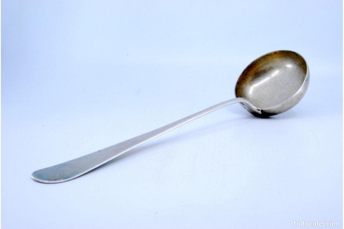 Antig&uuml;edades: Cuchar&oacute;n de sopa de plata - Foto 3