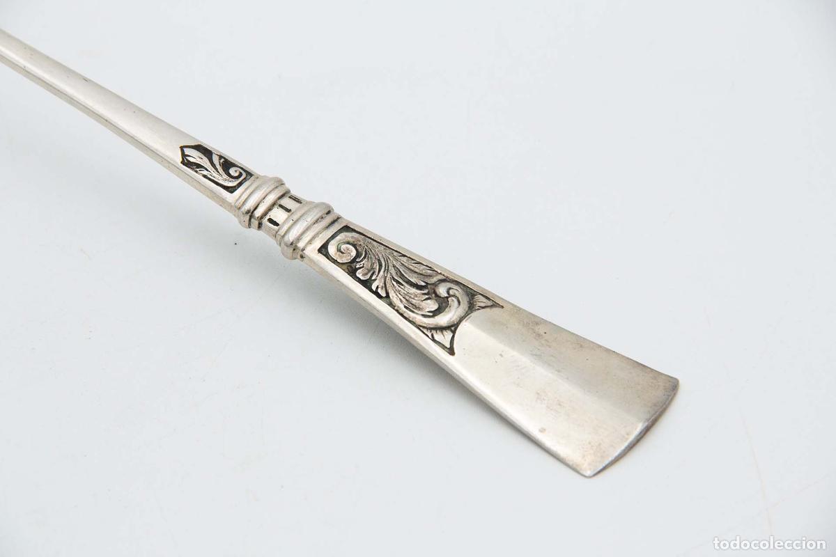 Antig&uuml;edades: Cuchar&oacute;n de sopa de plata - Foto 2