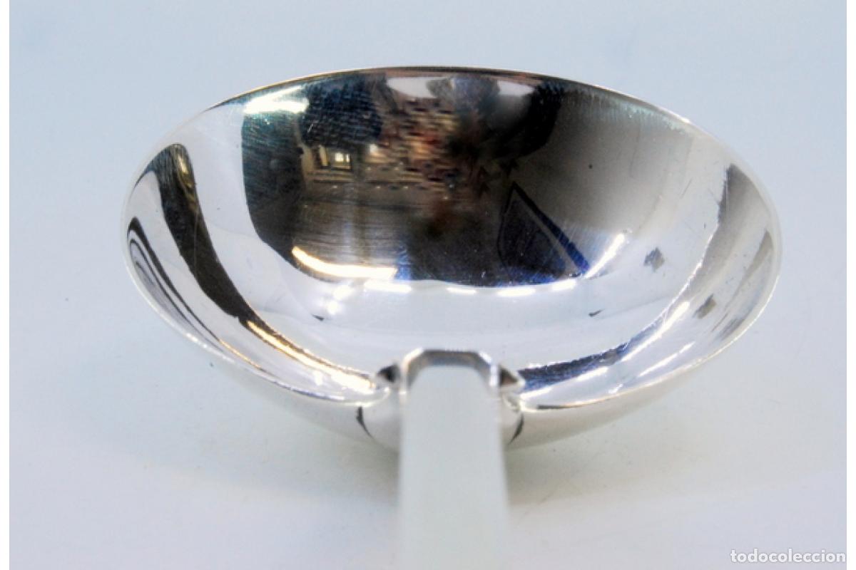 Antig&uuml;edades: cuchara de salsa de plata - Foto 4