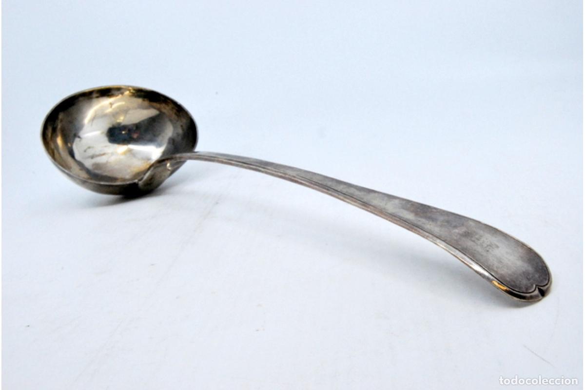 Antig&uuml;edades: Cuchar&oacute;n de sopa de plata - Foto 2