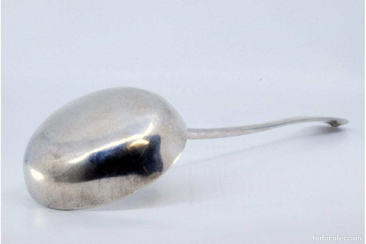 Antig&uuml;edades: Cuchar&oacute;n de sopa de plata - Foto 4