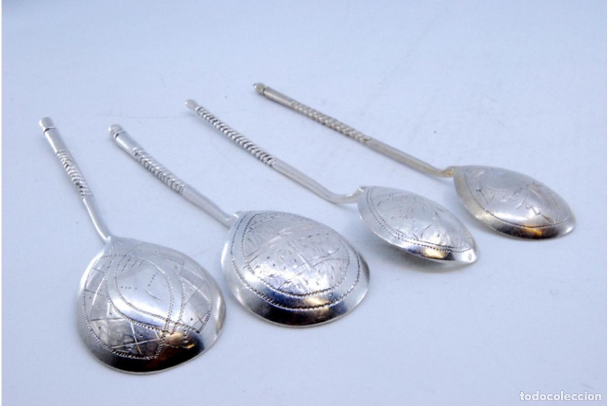 Antig&uuml;edades: Juego de 10 cucharas de postre de plata - Foto 3