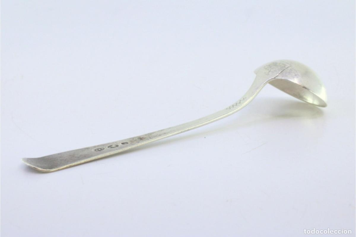 Antig&uuml;edades: cuchara de salsa de plata - Foto 2