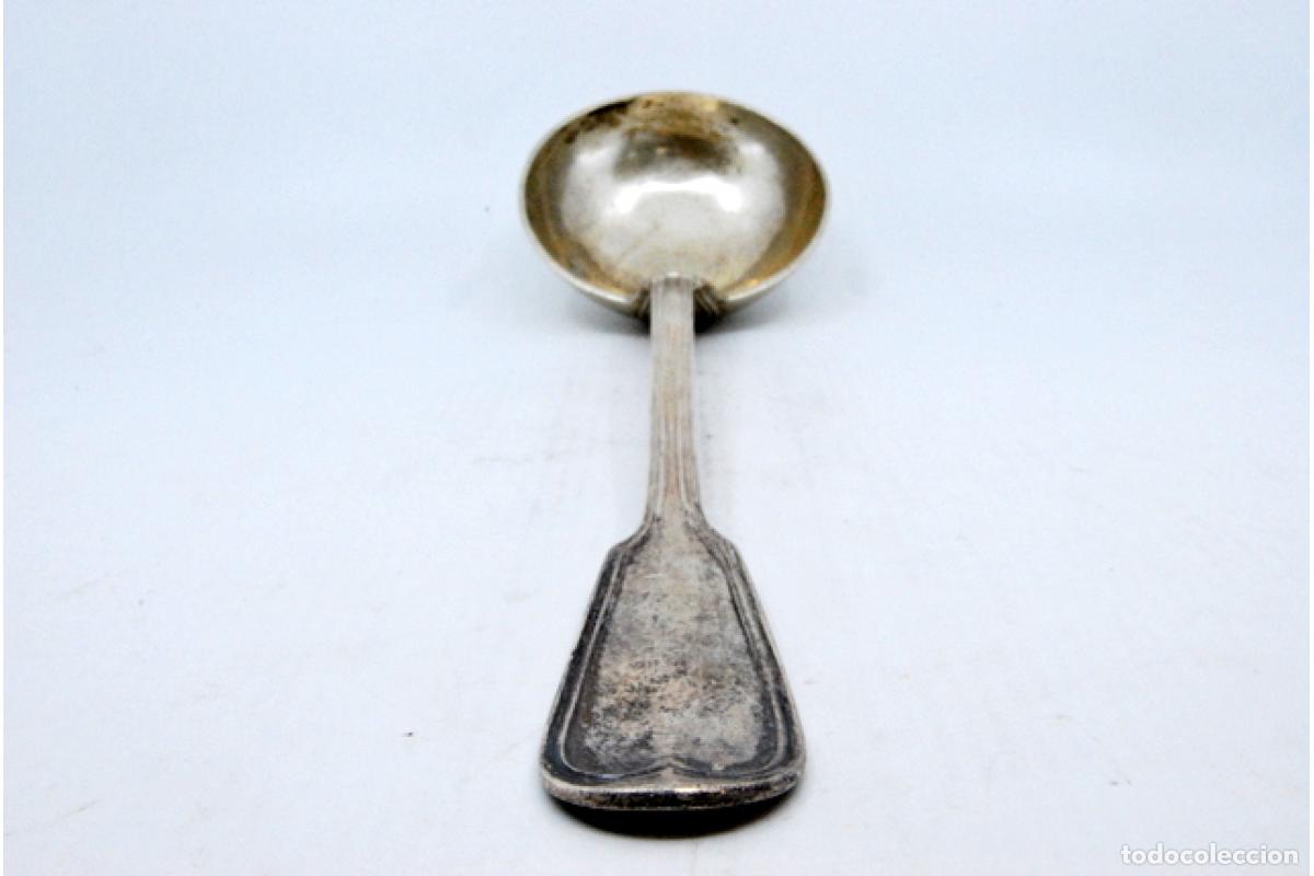 Antig&uuml;edades: Cuchar&oacute;n de sopa de plata - Foto 3