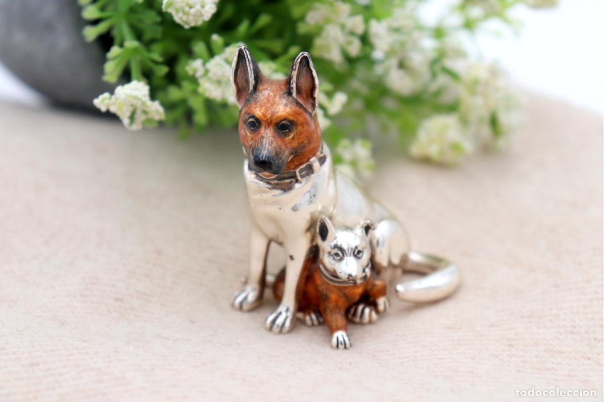 Antig&uuml;edades: Conjunto de perro hembra y macho, en plata. - Foto 2