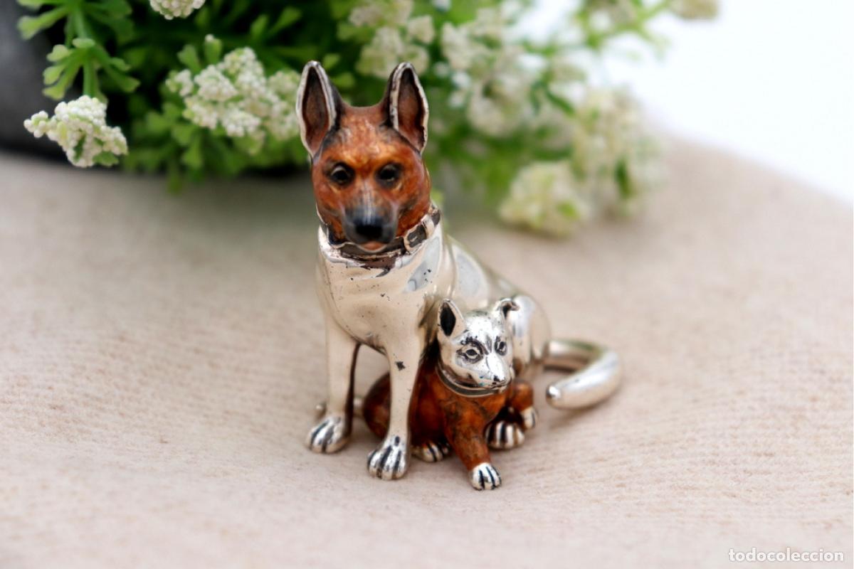 Antig&uuml;edades: Conjunto de perro hembra y macho, en plata. - Foto 1