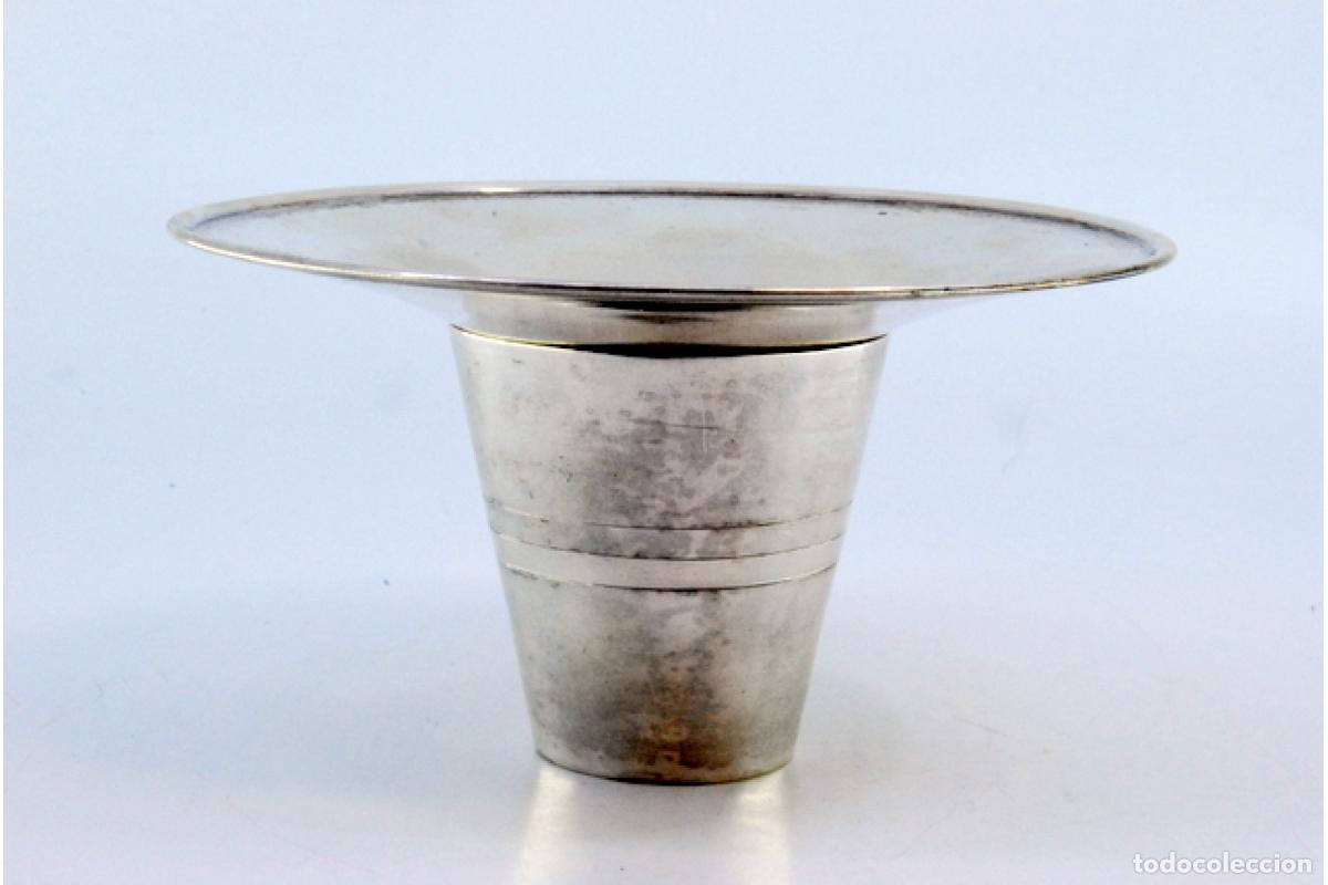 Antig&uuml;edades: Juego de c&aacute;liz y platillo, de plata. - Foto 2